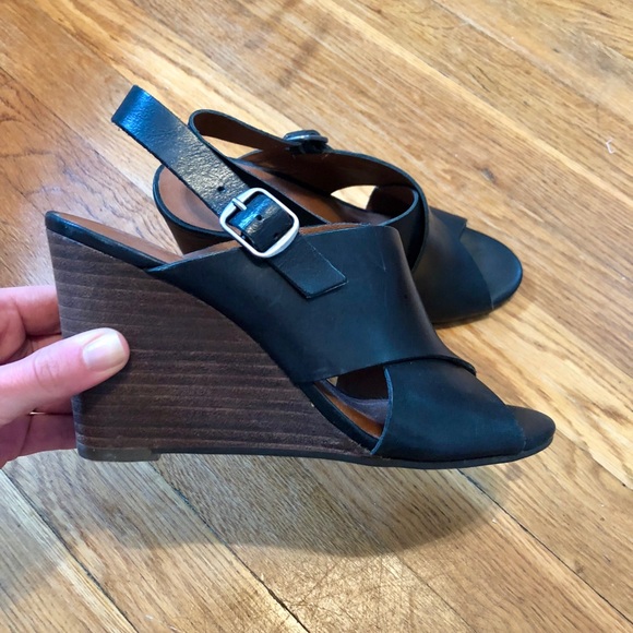 NWOT Lucky Brand Black Wedges 6 - Picture 3 of 7